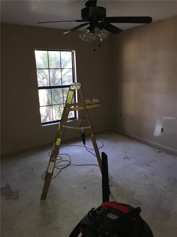 13238 PARK AVENUE, ASTATULA, Florida 34705, 3 Bedrooms Bedrooms, 7 Rooms Rooms,2 BathroomsBathrooms,Residential,For sale,PARK,G4851728