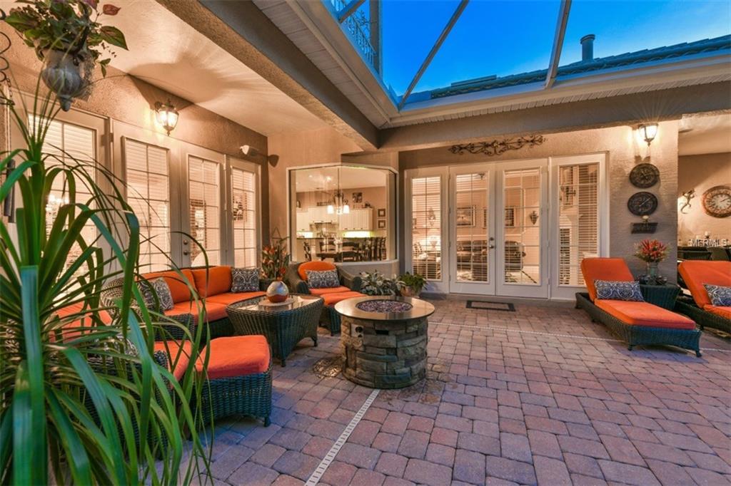 7646 TRALEE WAY, BRADENTON, Florida 34202, 4 Bedrooms Bedrooms, 15 Rooms Rooms,3 BathroomsBathrooms,Residential,For sale,TRALEE,A4208491