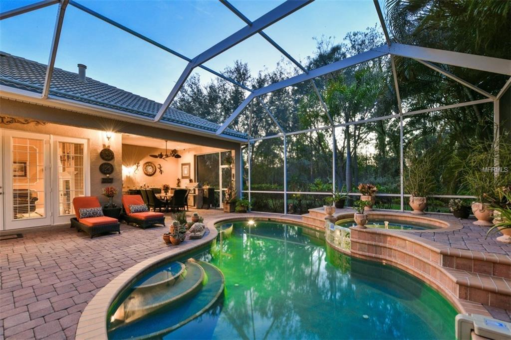 7646 TRALEE WAY, BRADENTON, Florida 34202, 4 Bedrooms Bedrooms, 15 Rooms Rooms,3 BathroomsBathrooms,Residential,For sale,TRALEE,A4208491