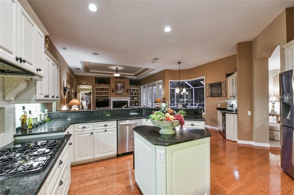 7646 TRALEE WAY, BRADENTON, Florida 34202, 4 Bedrooms Bedrooms, 15 Rooms Rooms,3 BathroomsBathrooms,Residential,For sale,TRALEE,A4208491