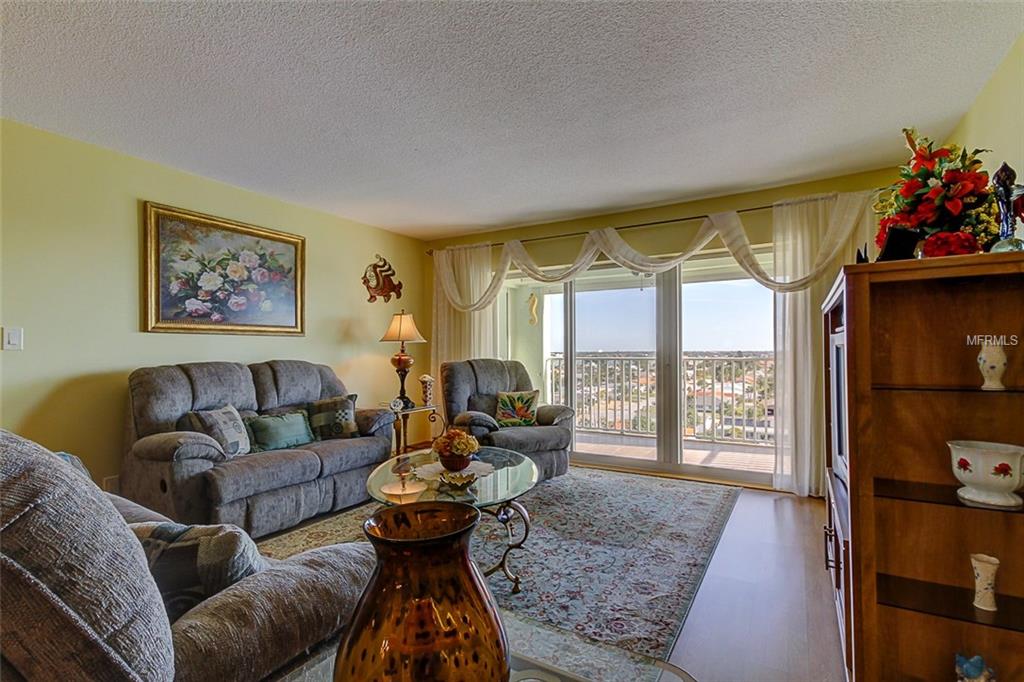 420 64TH AVENUE, ST PETE BEACH, Florida 33706, 2 Bedrooms Bedrooms, 4 Rooms Rooms,2 BathroomsBathrooms,Residential,For sale,64TH,U7846362