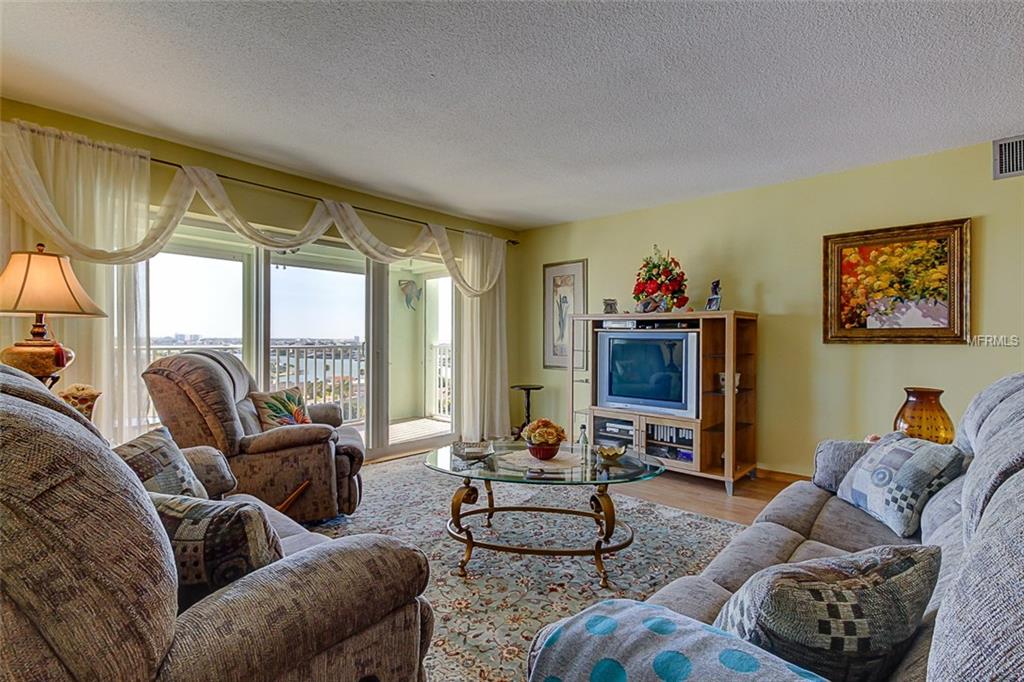 420 64TH AVENUE, ST PETE BEACH, Florida 33706, 2 Bedrooms Bedrooms, 4 Rooms Rooms,2 BathroomsBathrooms,Residential,For sale,64TH,U7846362