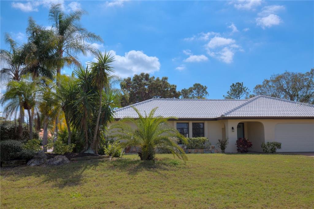 311 OAKWOOD CIRCLE, ENGLEWOOD, Florida 34223, 3 Bedrooms Bedrooms, 4 Rooms Rooms,2 BathroomsBathrooms,Residential,For sale,OAKWOOD,N5916309