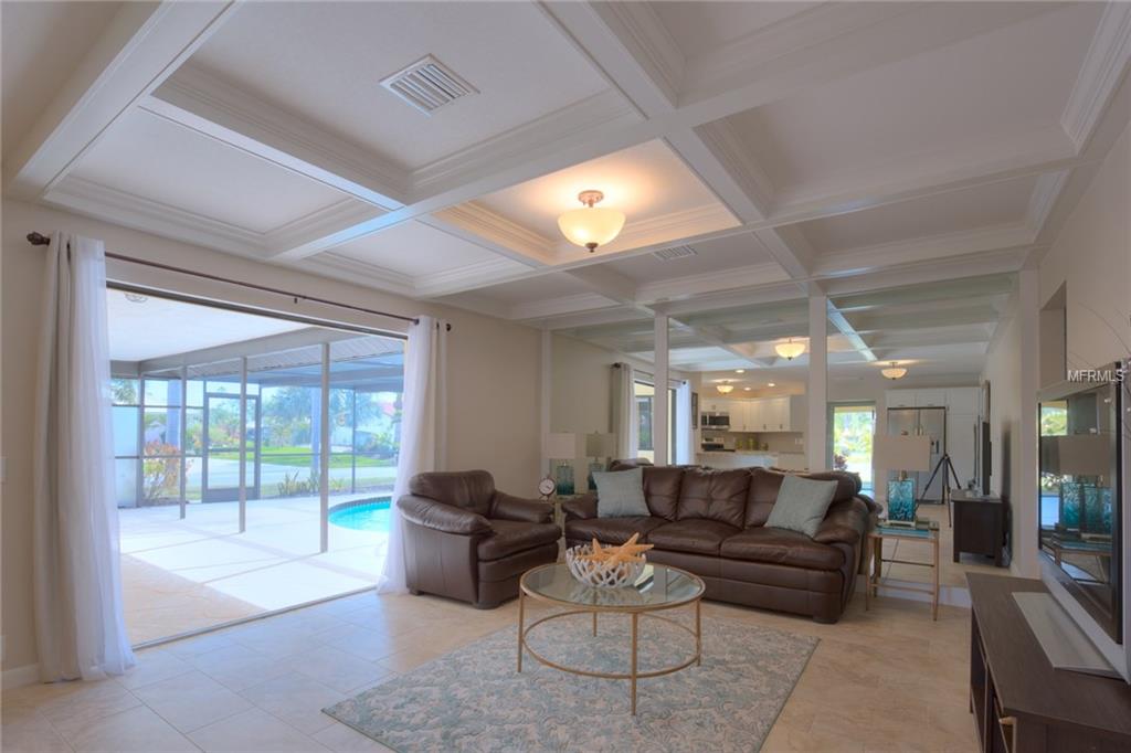 311 OAKWOOD CIRCLE, ENGLEWOOD, Florida 34223, 3 Bedrooms Bedrooms, 4 Rooms Rooms,2 BathroomsBathrooms,Residential,For sale,OAKWOOD,N5916309