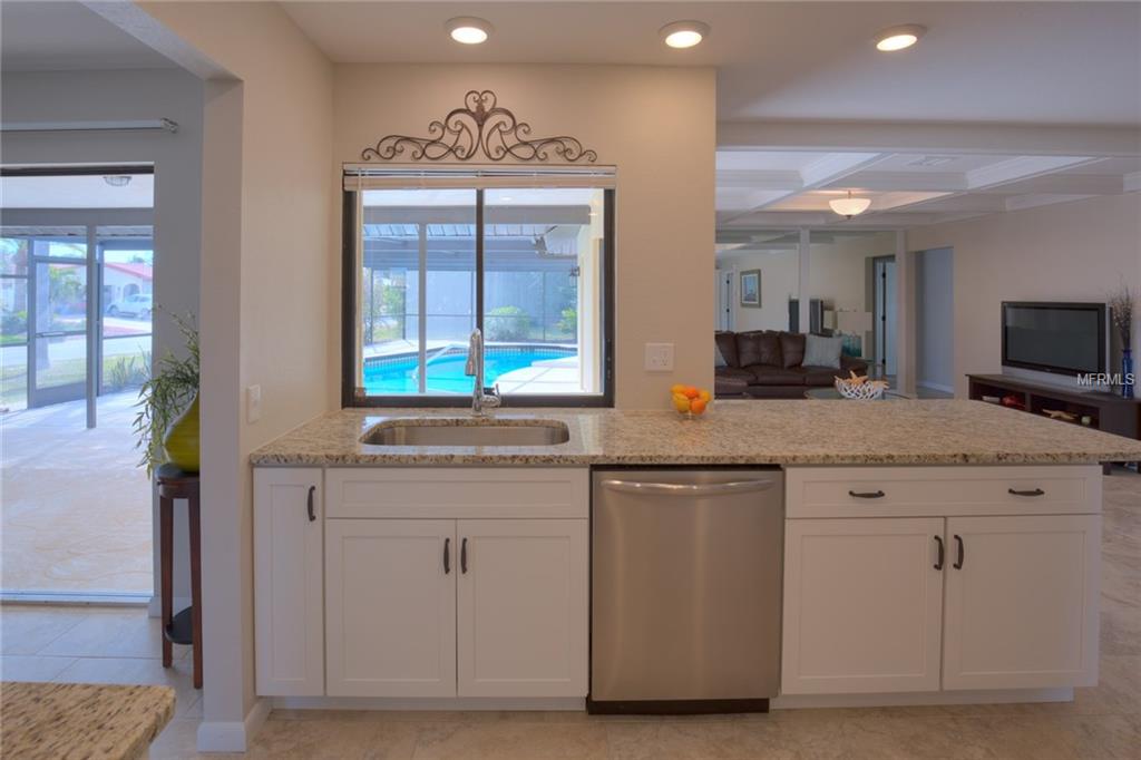 311 OAKWOOD CIRCLE, ENGLEWOOD, Florida 34223, 3 Bedrooms Bedrooms, 4 Rooms Rooms,2 BathroomsBathrooms,Residential,For sale,OAKWOOD,N5916309