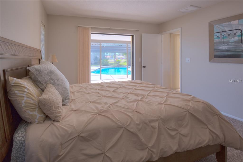 311 OAKWOOD CIRCLE, ENGLEWOOD, Florida 34223, 3 Bedrooms Bedrooms, 4 Rooms Rooms,2 BathroomsBathrooms,Residential,For sale,OAKWOOD,N5916309