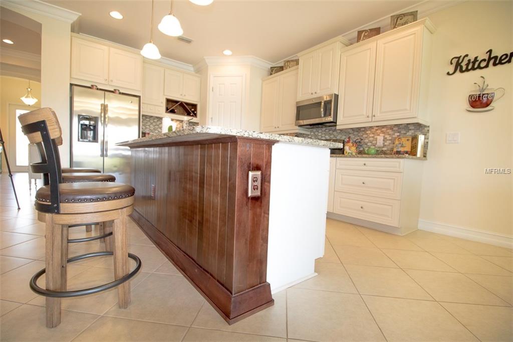 1075 BRADBERRY DRIVE, NOKOMIS, Florida 34275, 3 Bedrooms Bedrooms, 6 Rooms Rooms,2 BathroomsBathrooms,Residential,For sale,BRADBERRY,A4192975