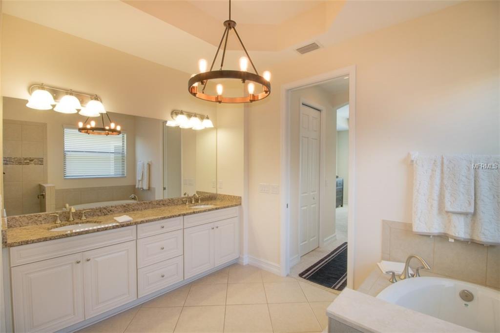 1075 BRADBERRY DRIVE, NOKOMIS, Florida 34275, 3 Bedrooms Bedrooms, 6 Rooms Rooms,2 BathroomsBathrooms,Residential,For sale,BRADBERRY,A4192975