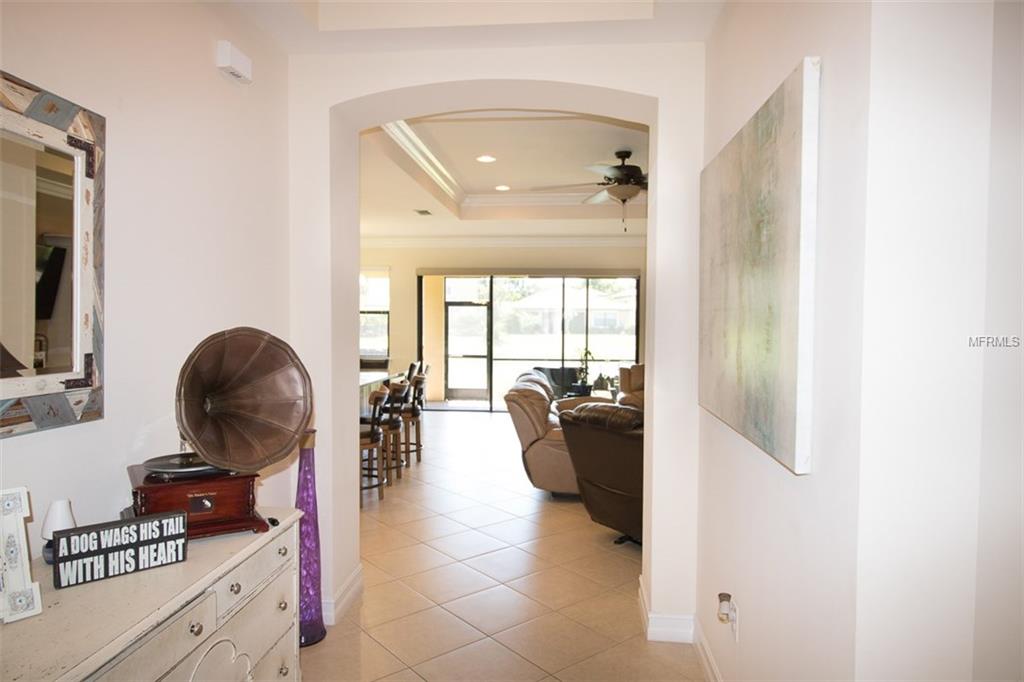 1075 BRADBERRY DRIVE, NOKOMIS, Florida 34275, 3 Bedrooms Bedrooms, 6 Rooms Rooms,2 BathroomsBathrooms,Residential,For sale,BRADBERRY,A4192975