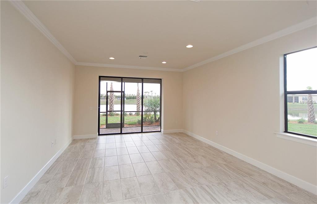 6711 HAVERHILL COURT, LAKEWOOD RANCH, Florida 34202, 2 Bedrooms Bedrooms, 4 Rooms Rooms,2 BathroomsBathrooms,Residential,For sale,HAVERHILL COURT,T2903448