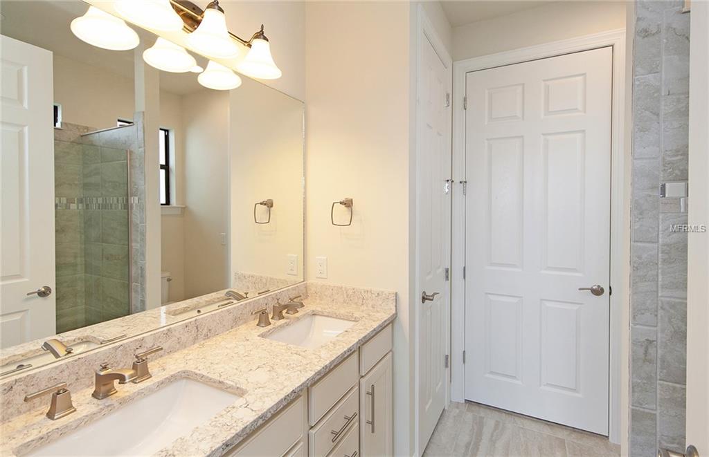 6711 HAVERHILL COURT, LAKEWOOD RANCH, Florida 34202, 2 Bedrooms Bedrooms, 4 Rooms Rooms,2 BathroomsBathrooms,Residential,For sale,HAVERHILL COURT,T2903448