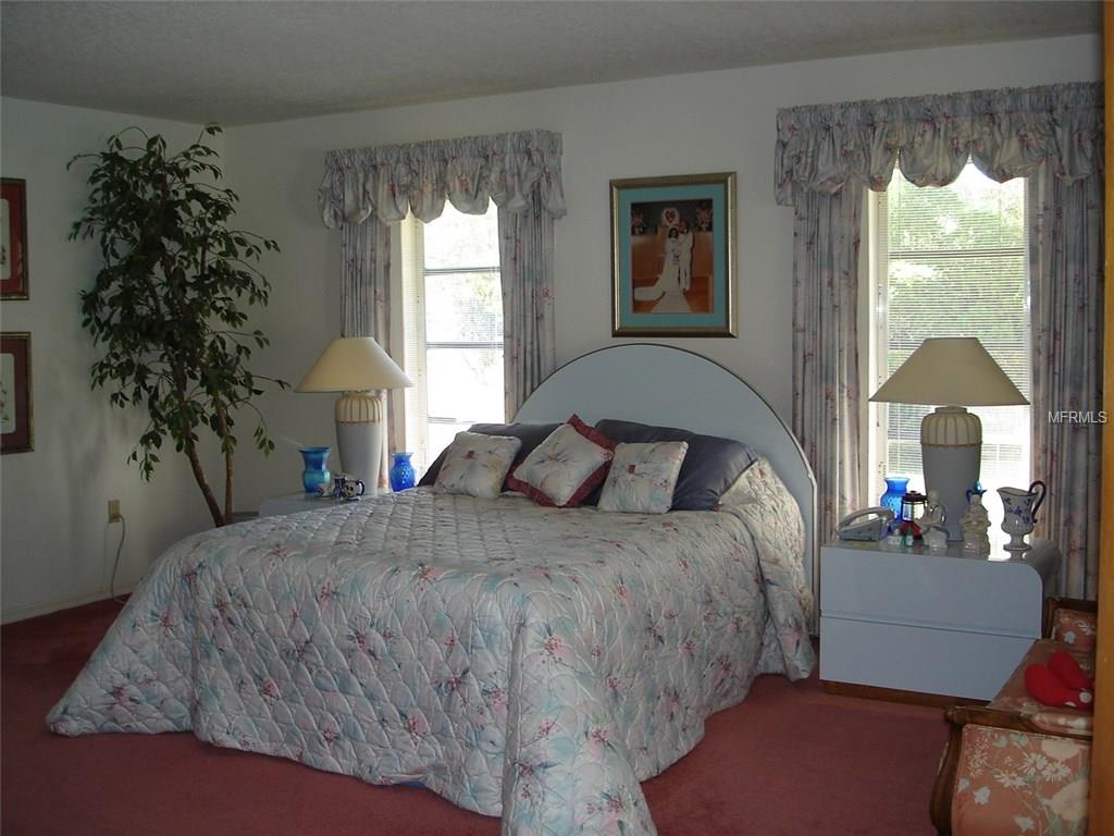 7824 TROPICAIRE BOULEVARD, NORTH PORT, Florida 34291, 4 Bedrooms Bedrooms, 10 Rooms Rooms,2 BathroomsBathrooms,Residential,For sale,TROPICAIRE,C7246702