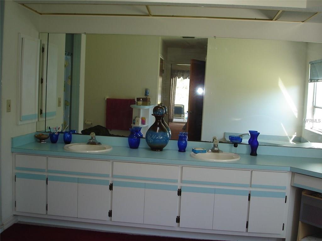 7824 TROPICAIRE BOULEVARD, NORTH PORT, Florida 34291, 4 Bedrooms Bedrooms, 10 Rooms Rooms,2 BathroomsBathrooms,Residential,For sale,TROPICAIRE,C7246702