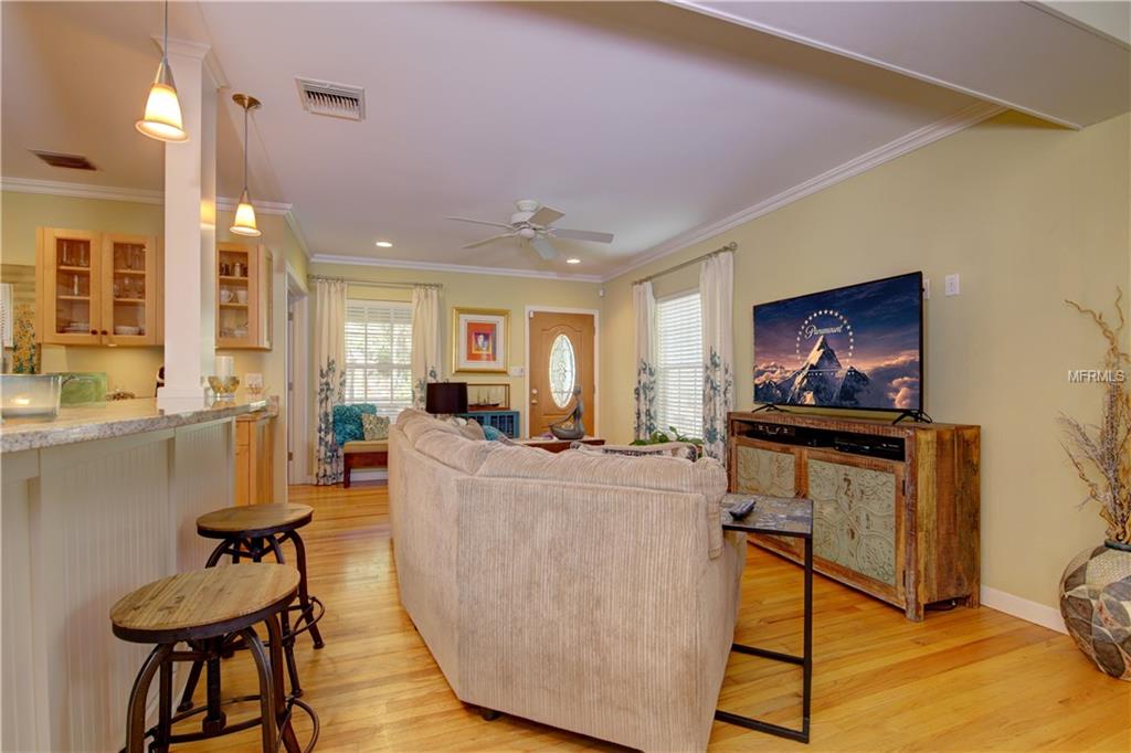 210 23RD AVENUE N, ST PETERSBURG, Florida 33704, 3 Bedrooms Bedrooms, 5 Rooms Rooms,2 BathroomsBathrooms,Residential,For sale,23RD,U7843137