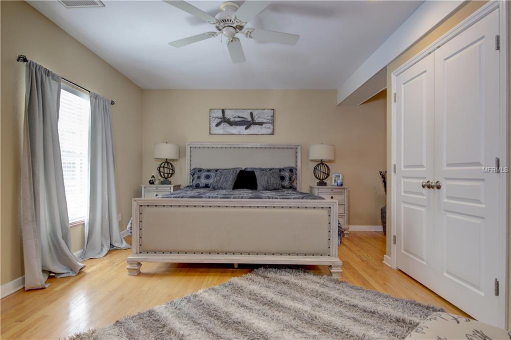 210 23RD AVENUE N, ST PETERSBURG, Florida 33704, 3 Bedrooms Bedrooms, 5 Rooms Rooms,2 BathroomsBathrooms,Residential,For sale,23RD,U7843137