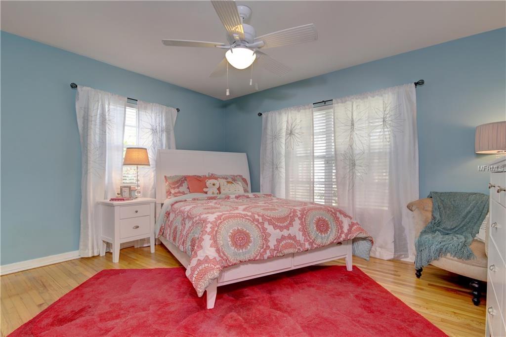 210 23RD AVENUE N, ST PETERSBURG, Florida 33704, 3 Bedrooms Bedrooms, 5 Rooms Rooms,2 BathroomsBathrooms,Residential,For sale,23RD,U7843137