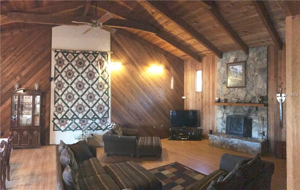 1961 FOXHOLLOW DRIVE E, AUBURNDALE, Florida 33823, 3 Bedrooms Bedrooms, 8 Rooms Rooms,2 BathroomsBathrooms,Residential,For sale,FOXHOLLOW,P4718674