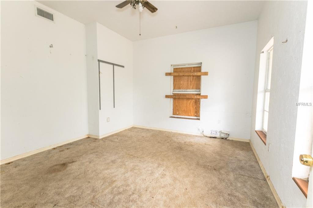 14190 MOSSY OAK LANE, MYAKKA CITY, Florida 34251, 4 Bedrooms Bedrooms, 3 Rooms Rooms,3 BathroomsBathrooms,Residential,For sale,MOSSY OAK,A4207670