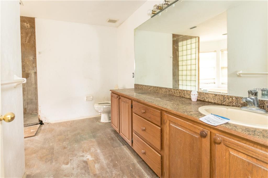 14190 MOSSY OAK LANE, MYAKKA CITY, Florida 34251, 4 Bedrooms Bedrooms, 3 Rooms Rooms,3 BathroomsBathrooms,Residential,For sale,MOSSY OAK,A4207670