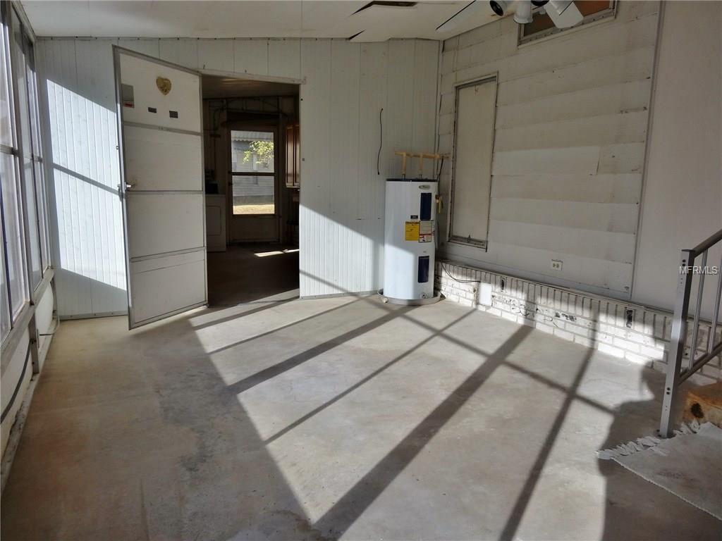 3 PINE LANE, HAINES CITY, Florida 33844, 2 Bedrooms Bedrooms, 8 Rooms Rooms,2 BathroomsBathrooms,Residential,For sale,PINE,P4718864