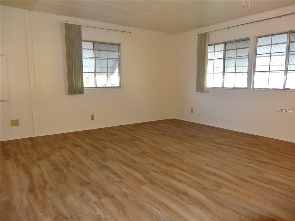 3 PINE LANE, HAINES CITY, Florida 33844, 2 Bedrooms Bedrooms, 8 Rooms Rooms,2 BathroomsBathrooms,Residential,For sale,PINE,P4718864