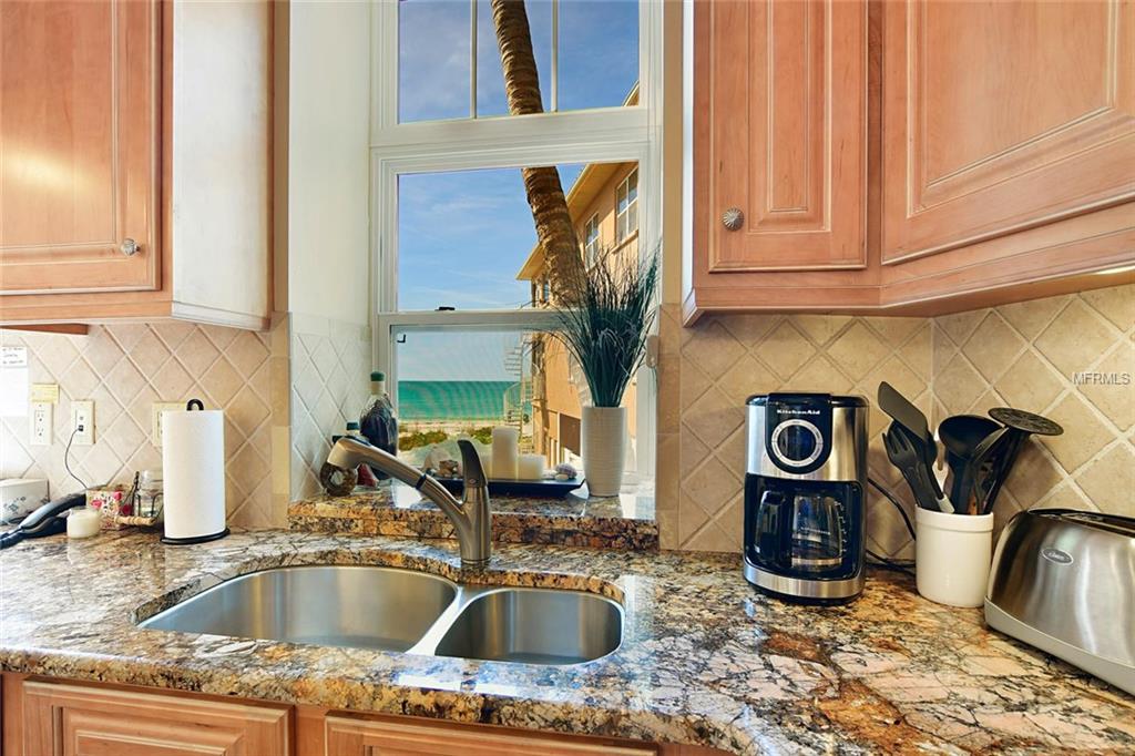 1900 GULF DRIVE N, BRADENTON BEACH, Florida 34217, 2 Bedrooms Bedrooms, 3 Rooms Rooms,2 BathroomsBathrooms,Residential,For sale,GULF,A4209135