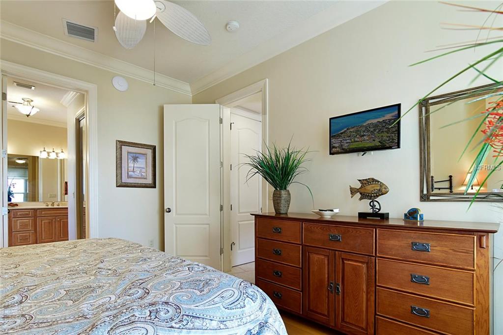 1900 GULF DRIVE N, BRADENTON BEACH, Florida 34217, 2 Bedrooms Bedrooms, 3 Rooms Rooms,2 BathroomsBathrooms,Residential,For sale,GULF,A4209135