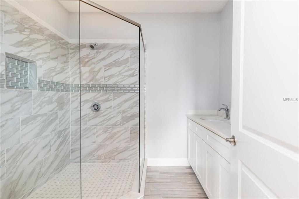 704 SANFORD AVENUE, SANFORD, Florida 32771, 3 Bedrooms Bedrooms, 6 Rooms Rooms,2 BathroomsBathrooms,Residential,For sale,SANFORD,O5561701