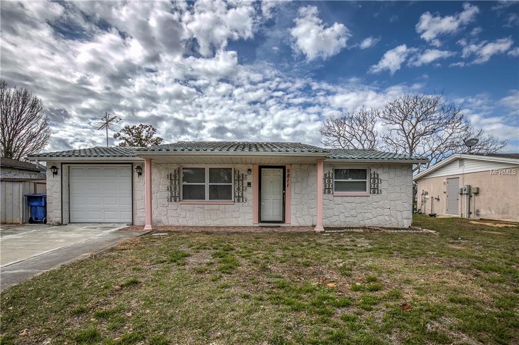 9811 SANDSTONE LANE, PORT RICHEY, Florida 34668, 2 Bedrooms Bedrooms, 3 Rooms Rooms,2 BathroomsBathrooms,Residential,For sale,SANDSTONE,W7637817