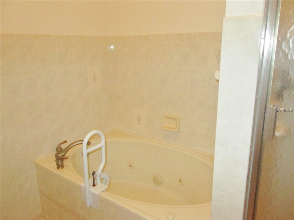 35121 DENNIS ROAD, LEESBURG, Florida 34788, 2 Bedrooms Bedrooms, 7 Rooms Rooms,2 BathroomsBathrooms,Residential,For sale,DENNIS,G4847067