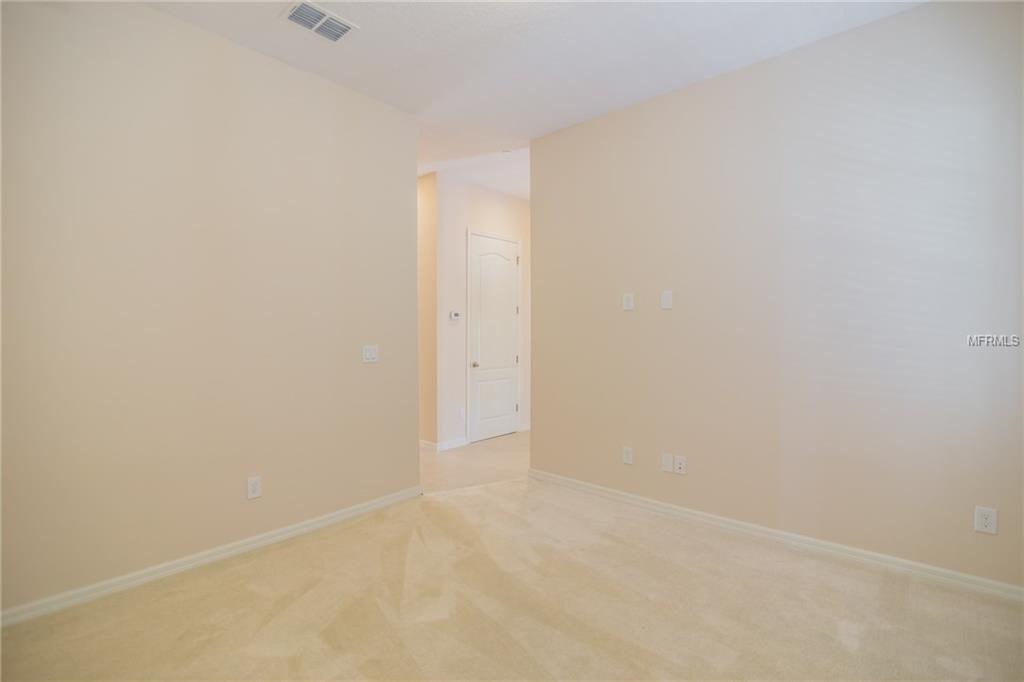 207 QUEEN PALM COURT, ALTAMONTE SPRINGS, Florida 32701, 3 Bedrooms Bedrooms, 3 Rooms Rooms,3 BathroomsBathrooms,Residential,For sale,QUEEN PALM,O5544500