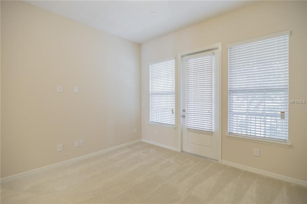 207 QUEEN PALM COURT, ALTAMONTE SPRINGS, Florida 32701, 3 Bedrooms Bedrooms, 3 Rooms Rooms,3 BathroomsBathrooms,Residential,For sale,QUEEN PALM,O5544500