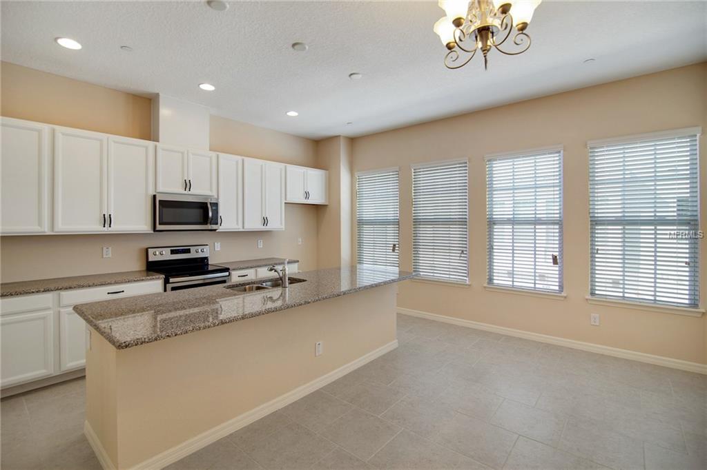 207 QUEEN PALM COURT, ALTAMONTE SPRINGS, Florida 32701, 3 Bedrooms Bedrooms, 3 Rooms Rooms,3 BathroomsBathrooms,Residential,For sale,QUEEN PALM,O5544500