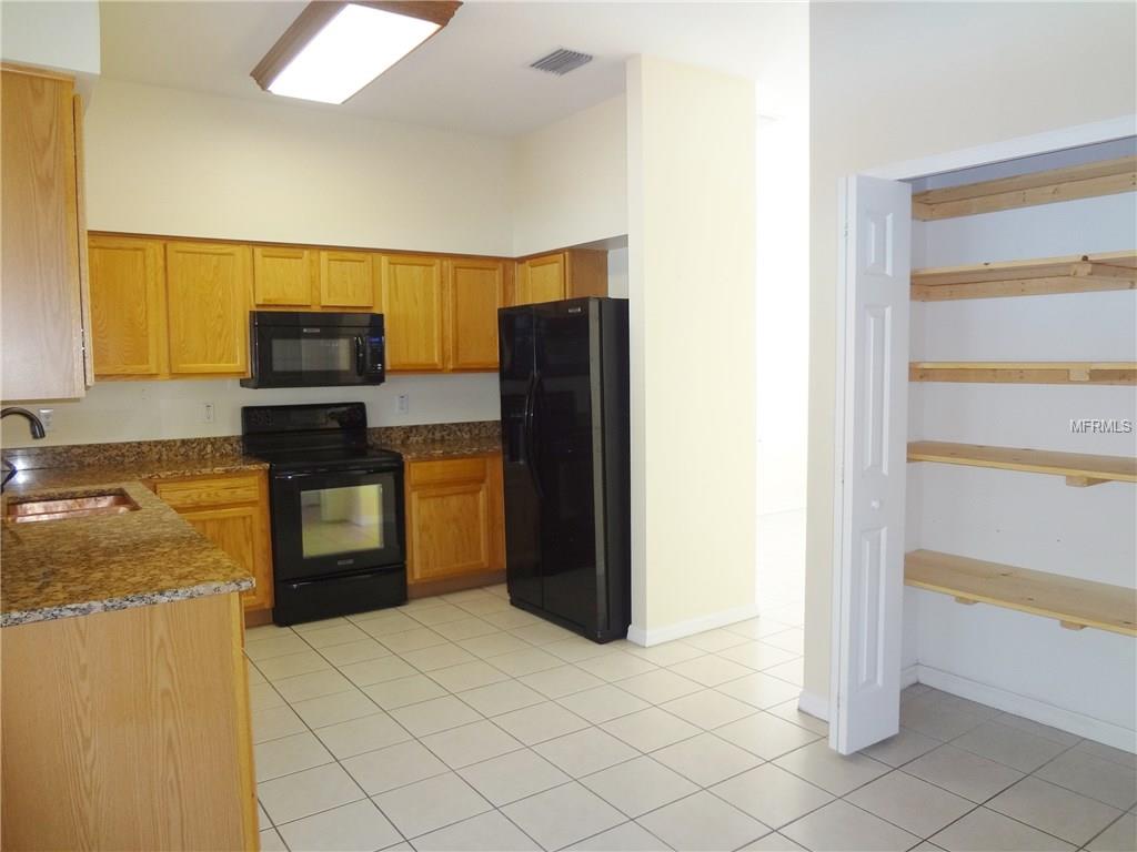 31001 MIDTOWN COURT, WESLEY CHAPEL, Florida 33545, 3 Bedrooms Bedrooms, 6 Rooms Rooms,2 BathroomsBathrooms,Residential,For sale,MIDTOWN,E2205441