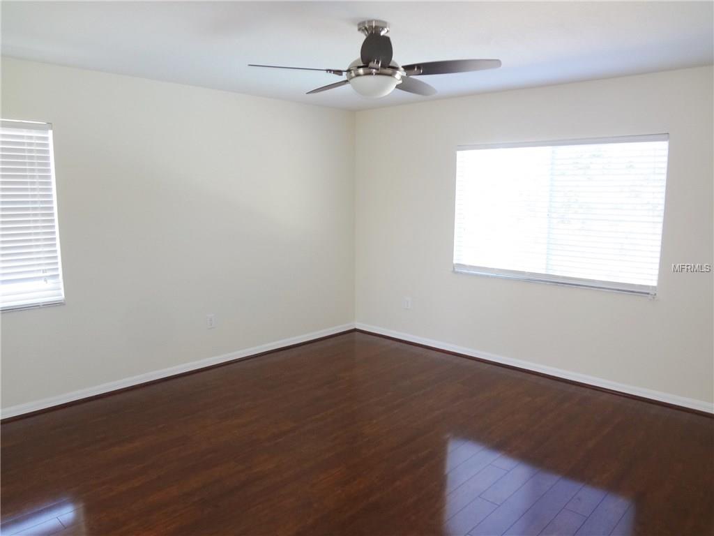 31001 MIDTOWN COURT, WESLEY CHAPEL, Florida 33545, 3 Bedrooms Bedrooms, 6 Rooms Rooms,2 BathroomsBathrooms,Residential,For sale,MIDTOWN,E2205441