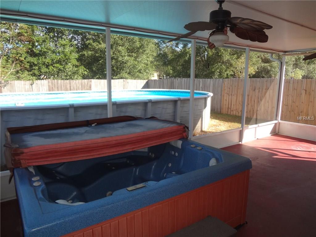 31001 MIDTOWN COURT, WESLEY CHAPEL, Florida 33545, 3 Bedrooms Bedrooms, 6 Rooms Rooms,2 BathroomsBathrooms,Residential,For sale,MIDTOWN,E2205441