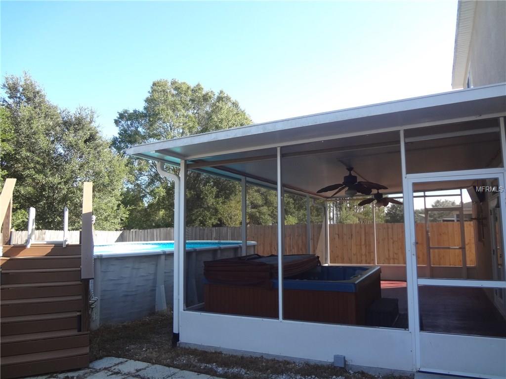 31001 MIDTOWN COURT, WESLEY CHAPEL, Florida 33545, 3 Bedrooms Bedrooms, 6 Rooms Rooms,2 BathroomsBathrooms,Residential,For sale,MIDTOWN,E2205441