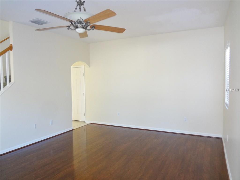 31001 MIDTOWN COURT, WESLEY CHAPEL, Florida 33545, 3 Bedrooms Bedrooms, 6 Rooms Rooms,2 BathroomsBathrooms,Residential,For sale,MIDTOWN,E2205441