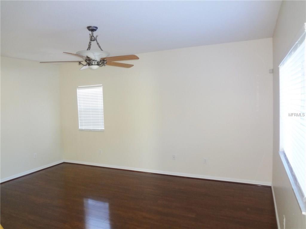 31001 MIDTOWN COURT, WESLEY CHAPEL, Florida 33545, 3 Bedrooms Bedrooms, 6 Rooms Rooms,2 BathroomsBathrooms,Residential,For sale,MIDTOWN,E2205441