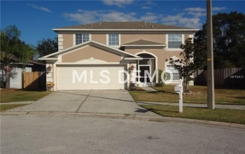 31001 MIDTOWN COURT, WESLEY CHAPEL, Florida 33545, 3 Bedrooms Bedrooms, 6 Rooms Rooms,2 BathroomsBathrooms,Residential,For sale,MIDTOWN,E2205441