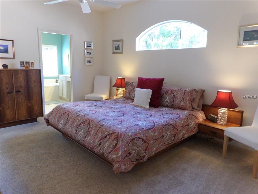8410 IDLEWOOD COURT, LAKEWOOD RANCH, Florida 34202, 3 Bedrooms Bedrooms, 7 Rooms Rooms,2 BathroomsBathrooms,Residential,For sale,IDLEWOOD,A4204211