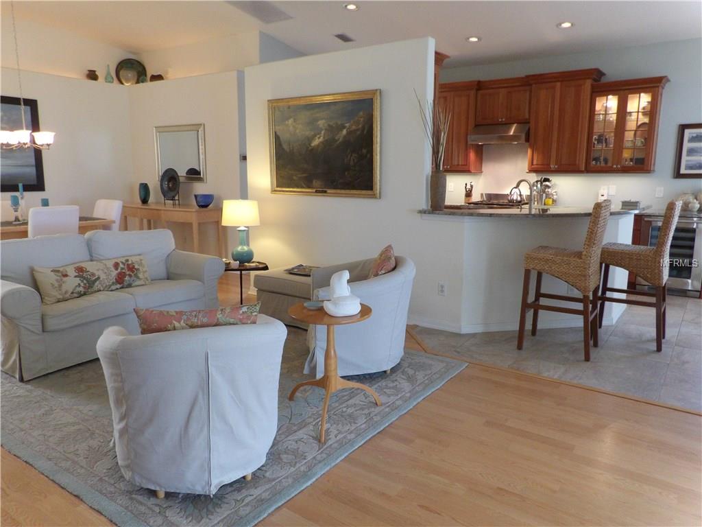 8410 IDLEWOOD COURT, LAKEWOOD RANCH, Florida 34202, 3 Bedrooms Bedrooms, 7 Rooms Rooms,2 BathroomsBathrooms,Residential,For sale,IDLEWOOD,A4204211