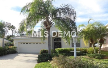 8410 IDLEWOOD COURT, LAKEWOOD RANCH, Florida 34202, 3 Bedrooms Bedrooms, 7 Rooms Rooms,2 BathroomsBathrooms,Residential,For sale,IDLEWOOD,A4204211