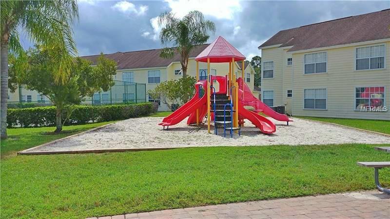 5014 LAGUNA BAY CIRCLE, KISSIMMEE, Florida 34746, 3 Bedrooms Bedrooms, 3 Rooms Rooms,2 BathroomsBathrooms,Residential,For sale,LAGUNA BAY,O5553365