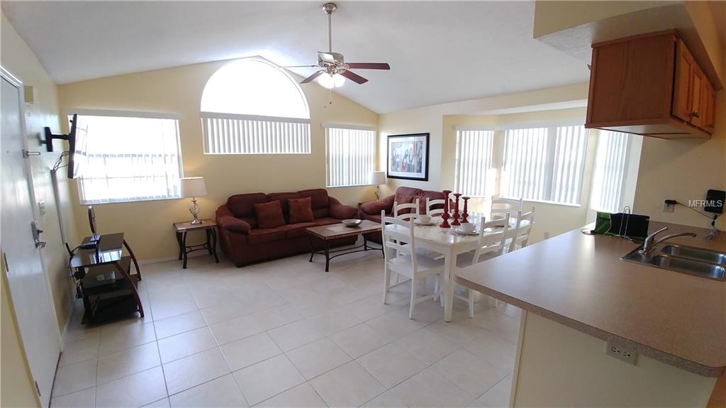 5014 LAGUNA BAY CIRCLE, KISSIMMEE, Florida 34746, 3 Bedrooms Bedrooms, 3 Rooms Rooms,2 BathroomsBathrooms,Residential,For sale,LAGUNA BAY,O5553365