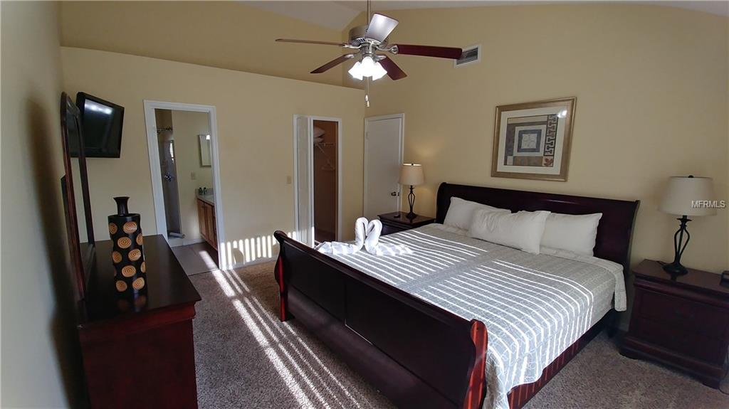 5014 LAGUNA BAY CIRCLE, KISSIMMEE, Florida 34746, 3 Bedrooms Bedrooms, 3 Rooms Rooms,2 BathroomsBathrooms,Residential,For sale,LAGUNA BAY,O5553365