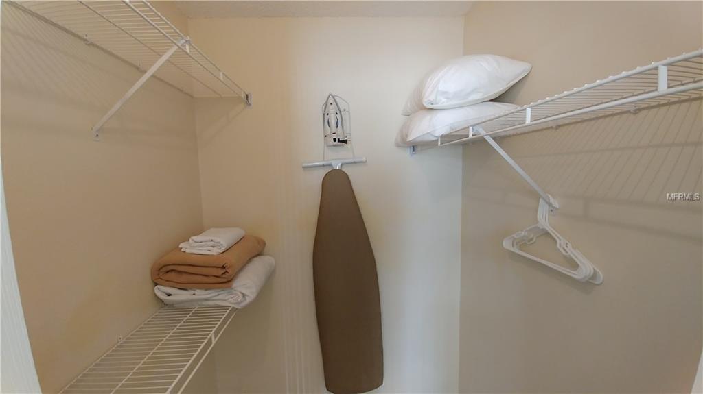 5014 LAGUNA BAY CIRCLE, KISSIMMEE, Florida 34746, 3 Bedrooms Bedrooms, 3 Rooms Rooms,2 BathroomsBathrooms,Residential,For sale,LAGUNA BAY,O5553365