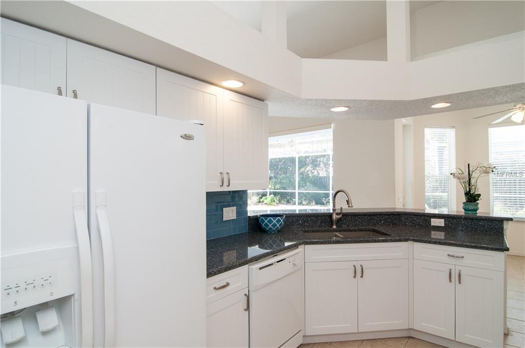 7330 38TH COURT E, SARASOTA, Florida 34243, 3 Bedrooms Bedrooms, 8 Rooms Rooms,2 BathroomsBathrooms,Residential,For sale,38TH,A4207671