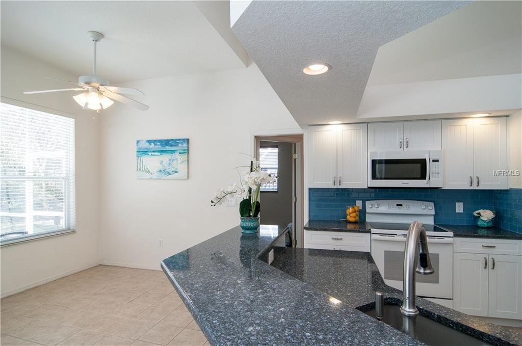 7330 38TH COURT E, SARASOTA, Florida 34243, 3 Bedrooms Bedrooms, 8 Rooms Rooms,2 BathroomsBathrooms,Residential,For sale,38TH,A4207671