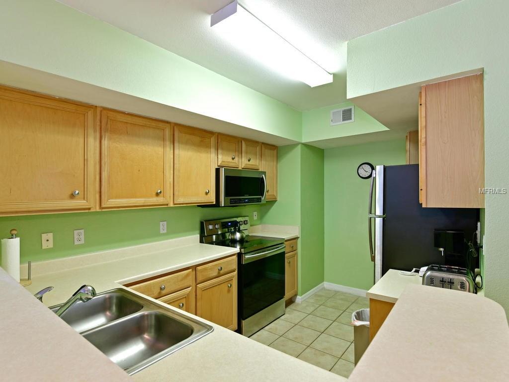 1120 VILLAGIO CIRCLE, SARASOTA, Florida 34237, 2 Bedrooms Bedrooms, 4 Rooms Rooms,2 BathroomsBathrooms,Residential,For sale,VILLAGIO,A4208121